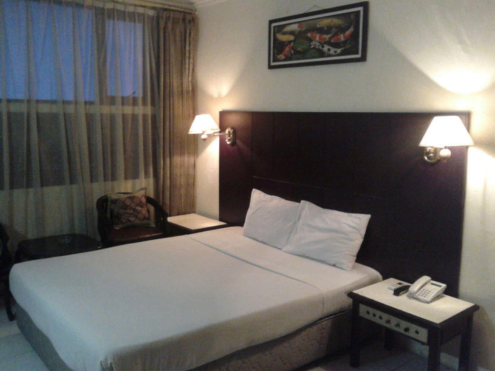 Hotel Ogh Doni Yogyakarta Bagian luar foto
