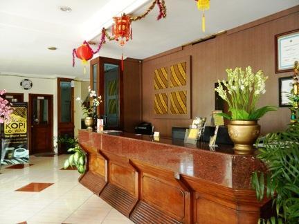 Hotel Ogh Doni Yogyakarta Bagian luar foto